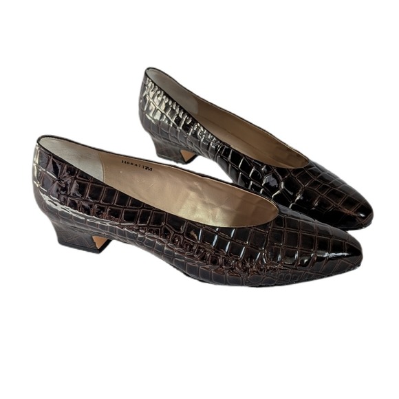 Vintage 80s Brown Polished Croc Embossed 100% Leather Block Heel - Picture 2 of 10